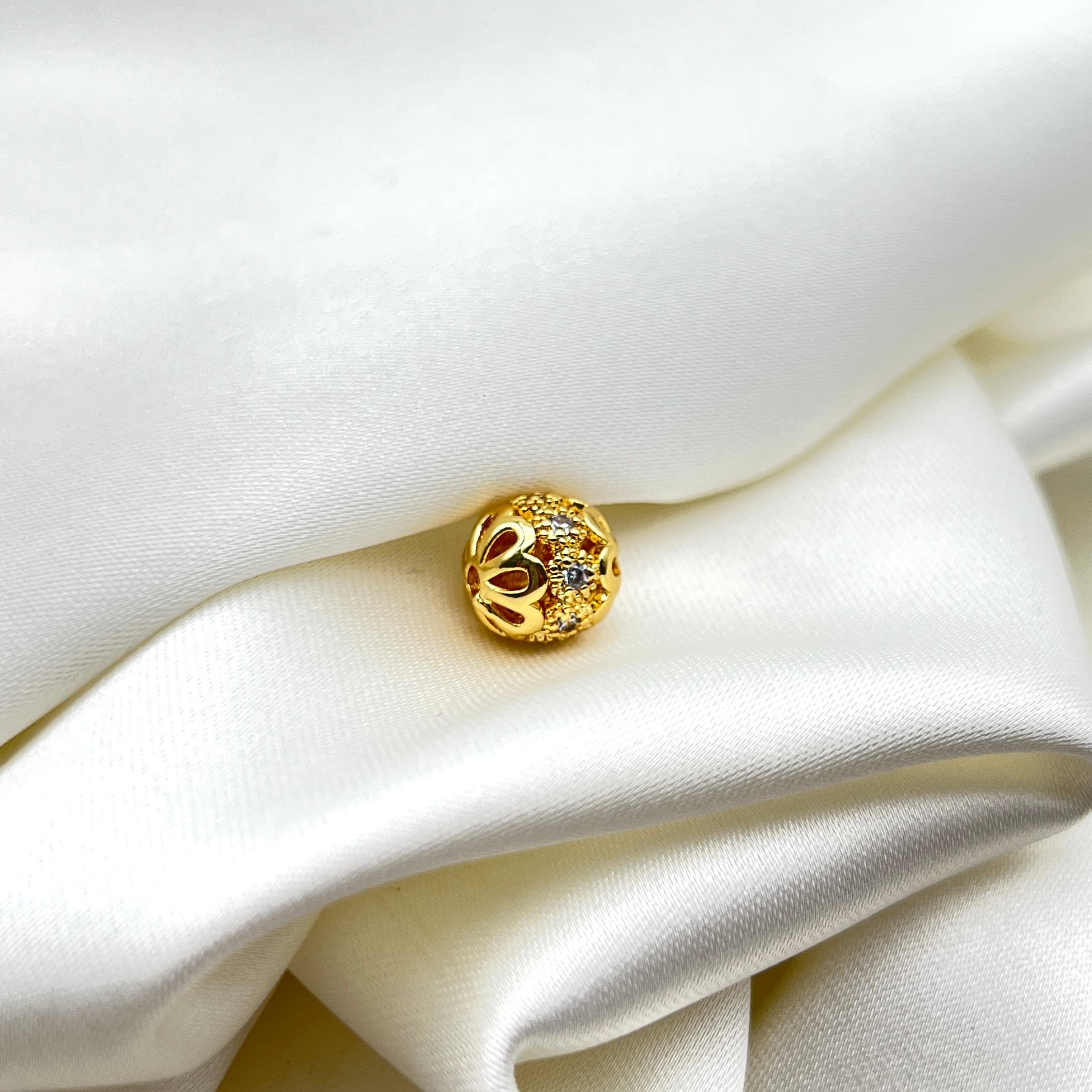 Séparation 10mm plaque Or zircon