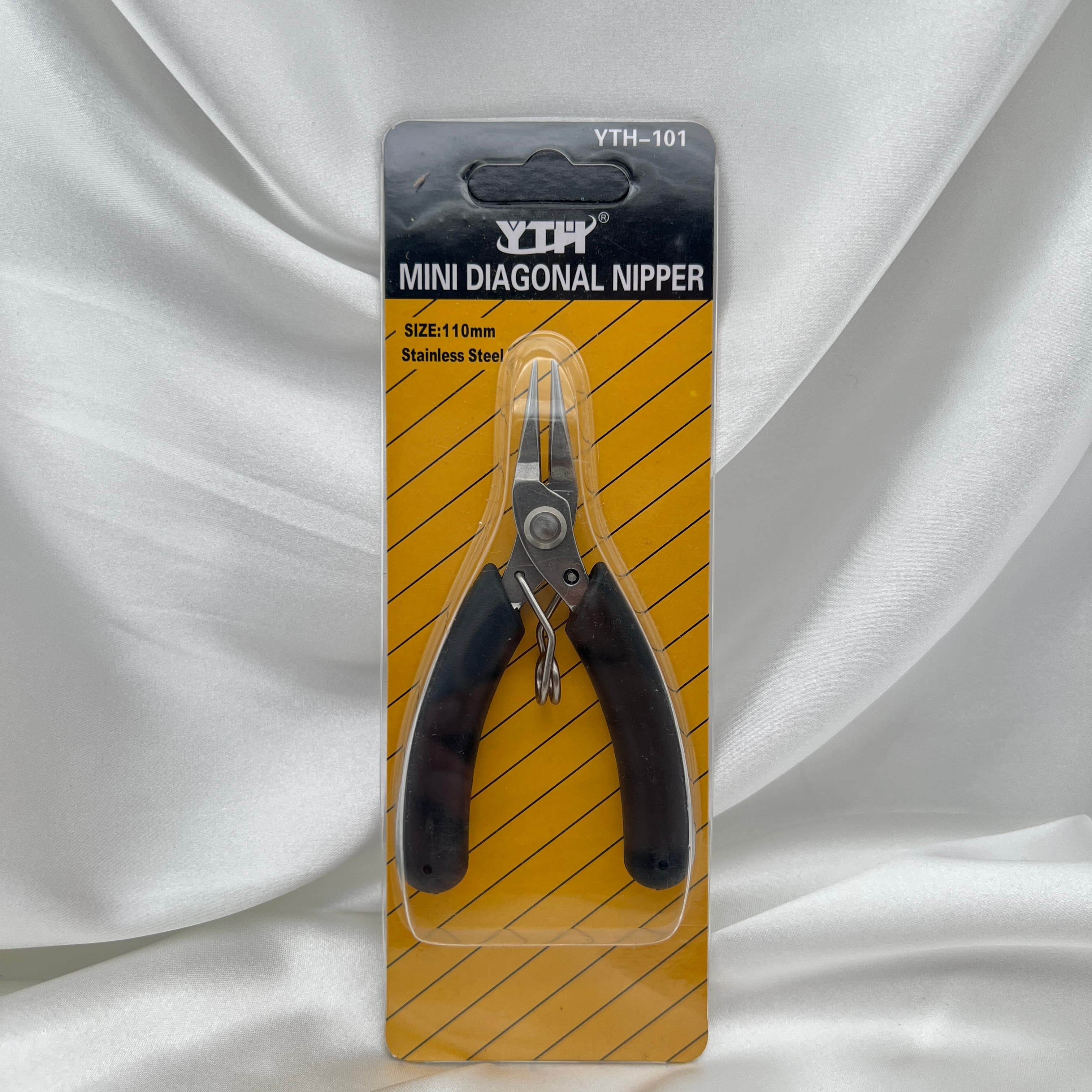 Pince Multi fonction (Coupante-Plate-Round) 110 mm