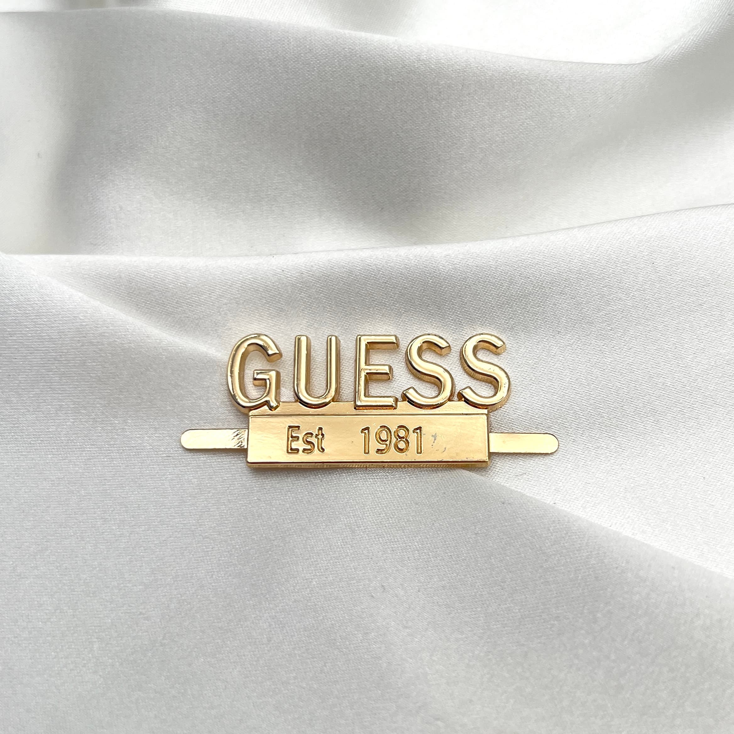 Motif de sac GUESS Noir et Doré
